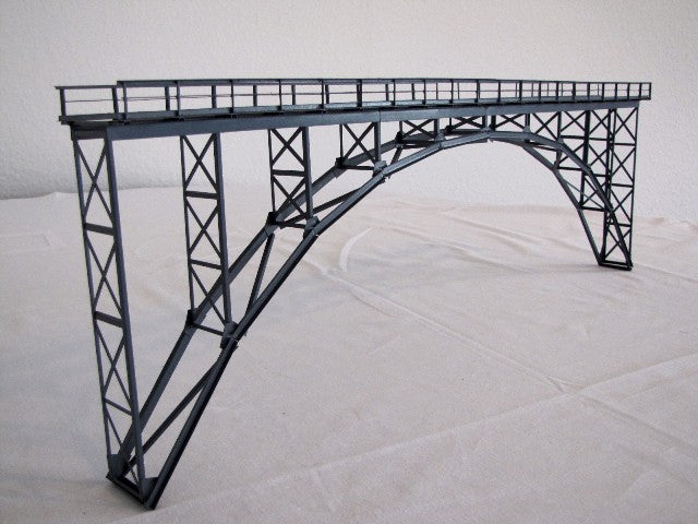 H0 Hack 15150 - Metal flared arched bridge. Model B30